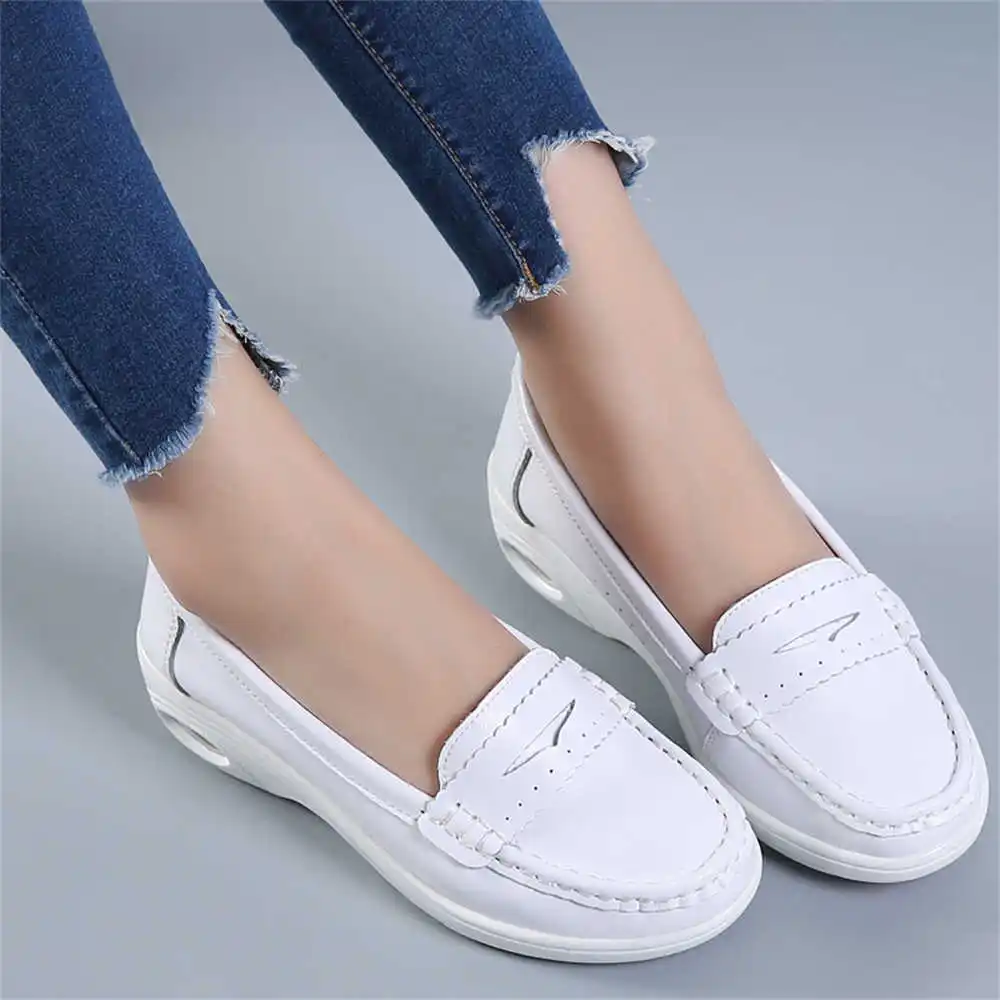 Thick Sole Slipon White Traine - Men'S Best Sneakers For Formal Wear 리뷰 및 가격